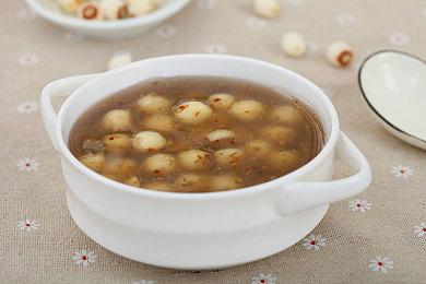 《歧路旅人2》发布新角色介绍：学者“奥兹巴尔德”